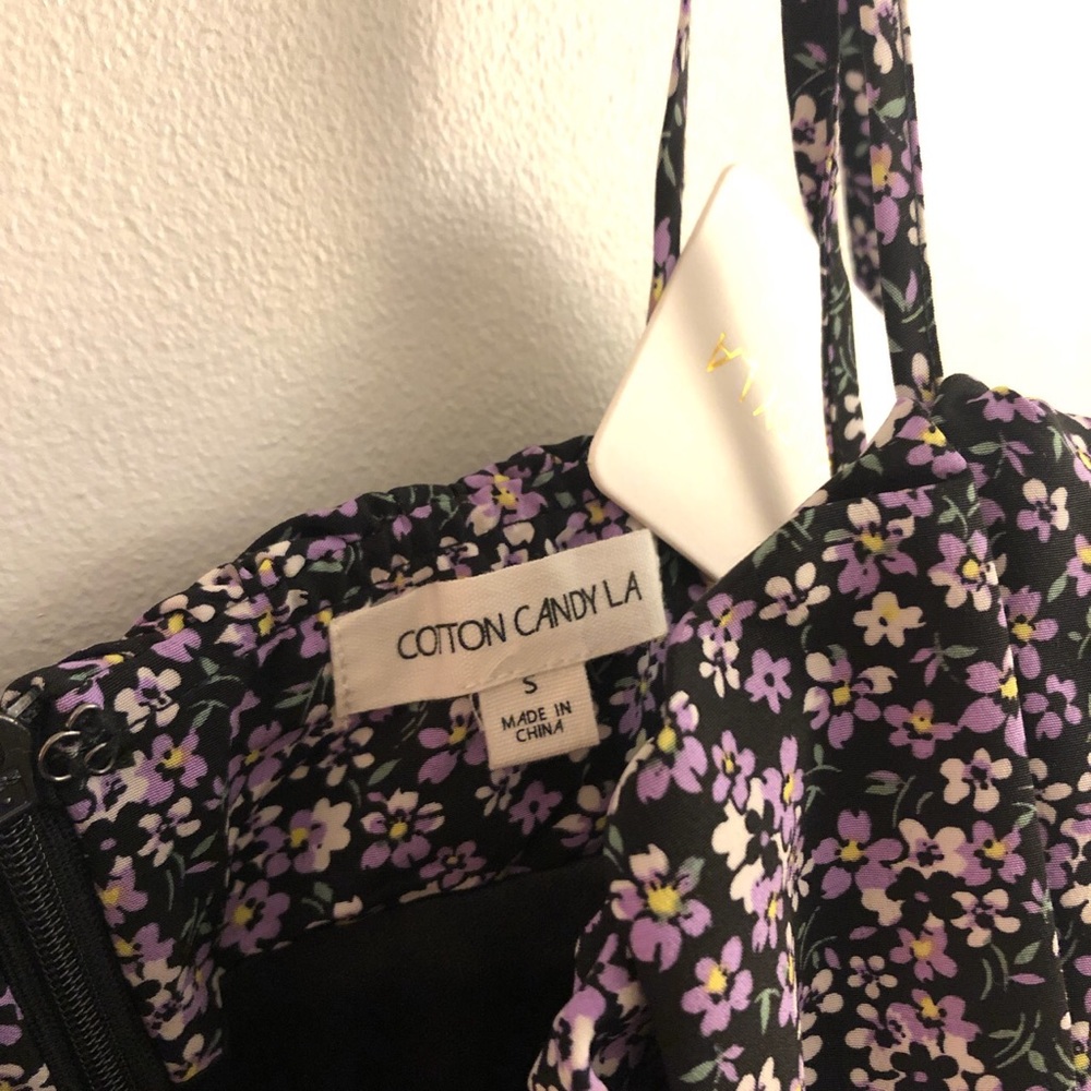 Laura’s Boutique Purple Floral Dress - Picture 4 of 4